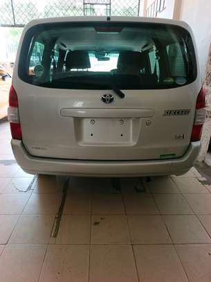 Toyota succeed TXG hybrid image 12