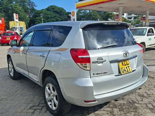TOYOTA VANGUARD 2010MODEL image 2