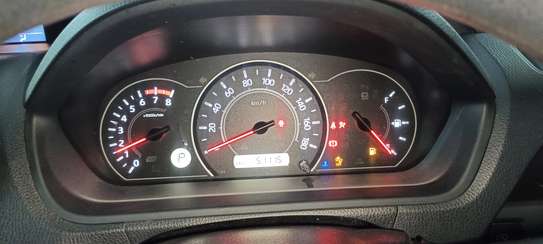 Toyota Noah gold 2018 image 11