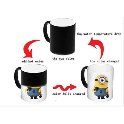 Magic Mug It changes the colur when it is hot image 1