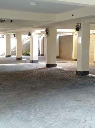 Serviced 2 Bed Apartment with En Suite in Kileleshwa image 11