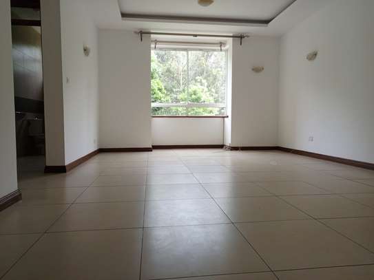 2 Bed Apartment with En Suite at Farm image 6