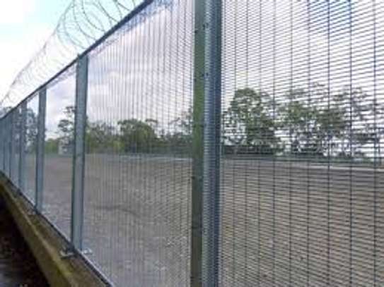 Electric Security Fences |  Electric fencing, security, animal management.Get quotes from security pros. image 2