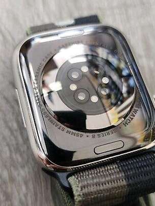 Apple Watch Series 8 image 2