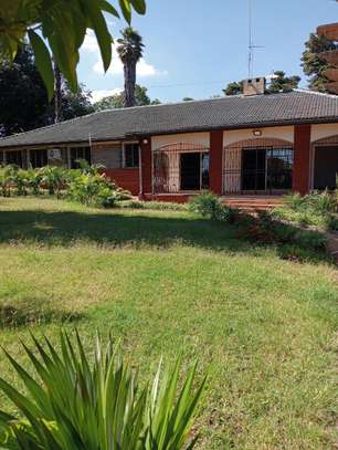 5 Bed Townhouse with En Suite at Kitisuru image 2