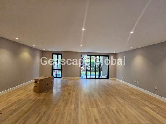 3 Bed Apartment with En Suite in Runda image 17