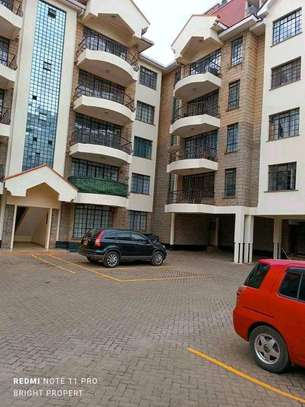3 bedrooms to let in langata image 1