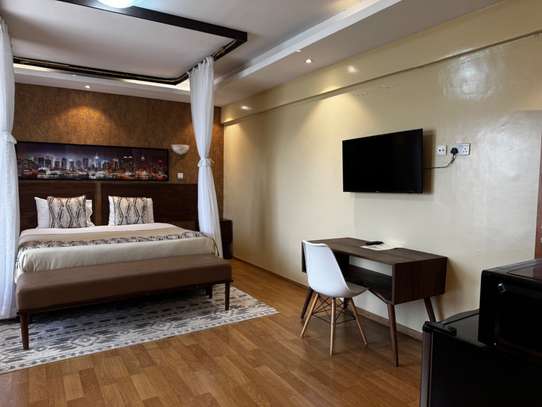 Furnished 4 Bed Apartment with En Suite at Church Road image 8