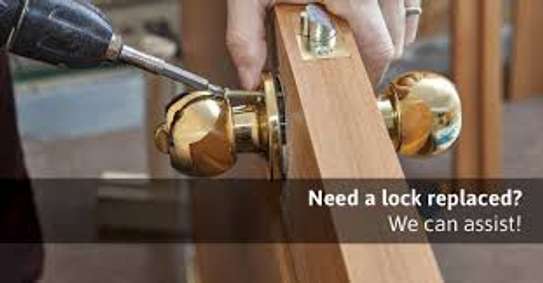 Locksmith Services - Fast, Affordable & Convenient image 2