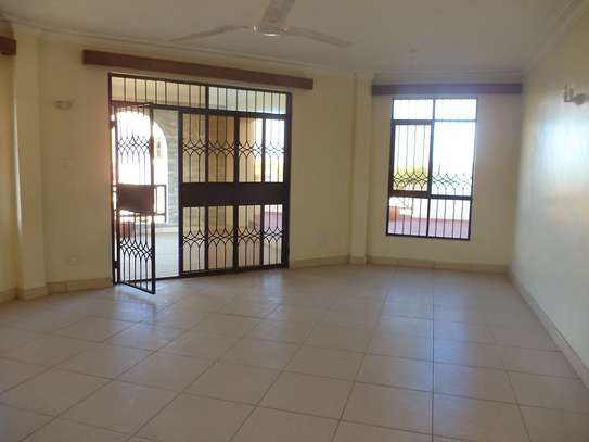 3 br apartment for sale in Nyali. 445 image 3