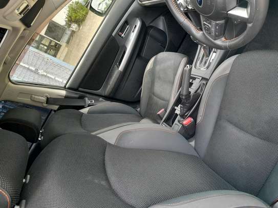 Subaru Impreza XV sunroof 2016 image 11
