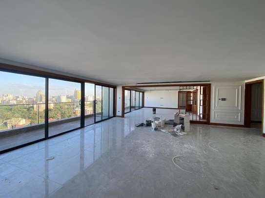 5 Bed Apartment with En Suite at Kileleshwa image 1