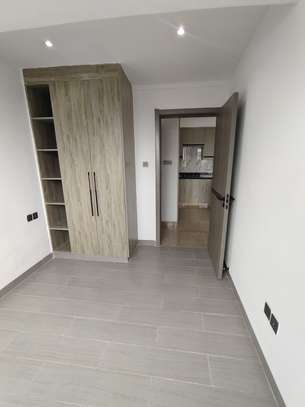 1 Bed House with Gym in Kilimani image 3