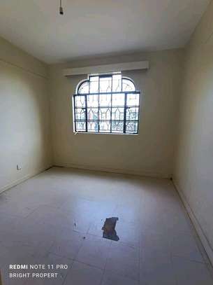 Spacious Two bedroom apartment to let at Naivasha Road image 4