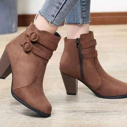 Block heel  boot fashion image 1