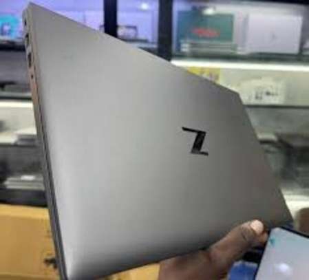 hp zbook firefly 14g8 core i7,16gb,256 image 11