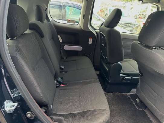 Toyota spade 2018 black image 5