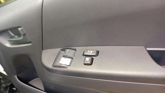 Toyota Hiace 9L white color fully loaded 2020 model manual. image 9