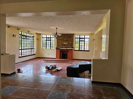 6 Bed House with En Suite at Runda image 13