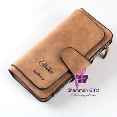 Elegant soft leather personalized with a name image 4