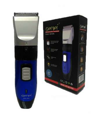 ProGemei hair clipper & beard trimmer GM-696 image 2