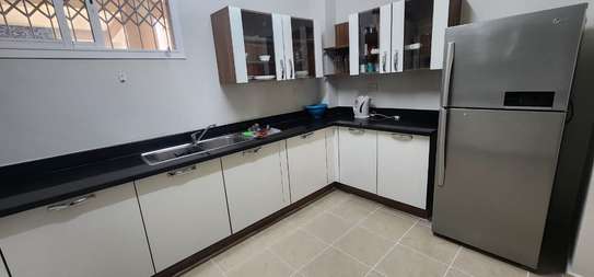 2 Bed Apartment with En Suite in Kileleshwa image 18