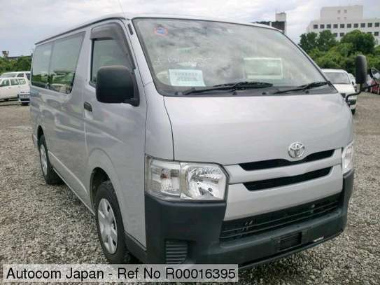 Toyota hiace auto petrol (coast motors) image 9