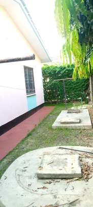3 Bed House with En Suite at Bamburi image 3