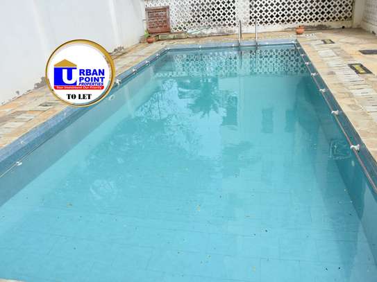 Serviced 3 Bed Apartment with En Suite in Nyali Area image 3