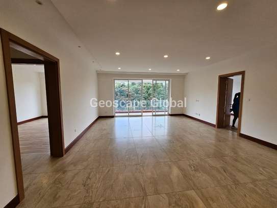 3 Bed Apartment with En Suite in Muthaiga image 8