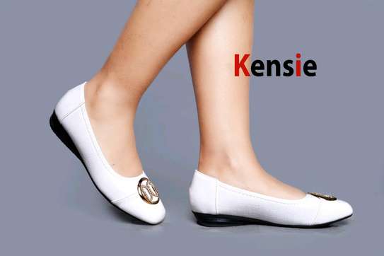 Low trendy shoes in Nairobi,available in sizes 38_43 image 5