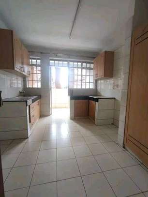 Three bedroom apartment to let at Naivasha Road image 1