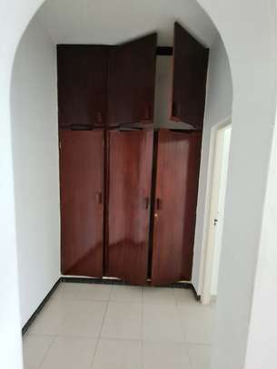 2 Bed Apartment with En Suite in Nyali Area image 7
