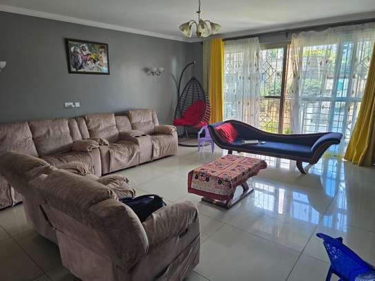 3 Bed Apartment with Lift in Parklands image 1