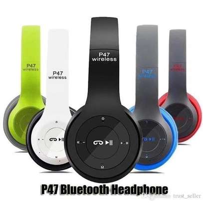 P47 Blue tooth headphones image 3
