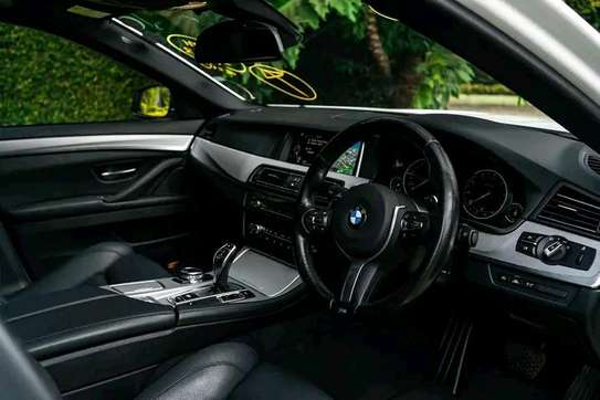 2016 BMW 528i Msport sunroof image 2
