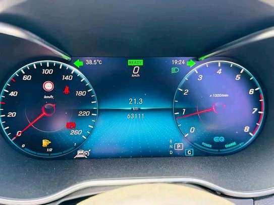MERCEDES BENZ C200 EQ BOOST 2018 image 3