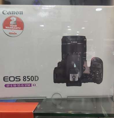 Canon EOS 850D with EF-S 18-55mm Lens image 1