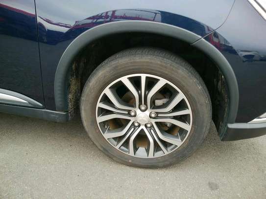Mitsubishi outlander 2017 image 1