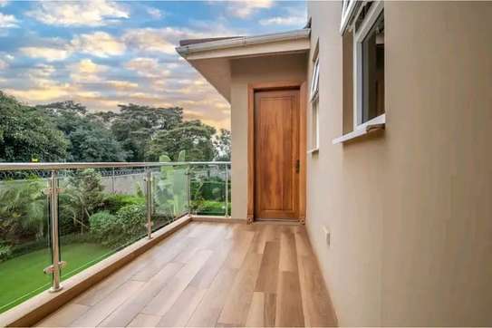 4 Bed Townhouse with En Suite in Kiambu Road image 13