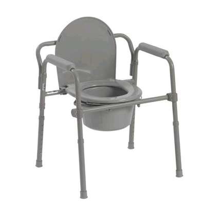 Commode chair. image 3