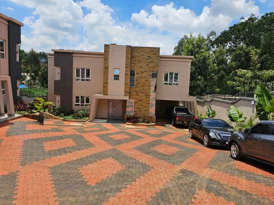 4 Bed House with Garden at Kiambu Road image 11