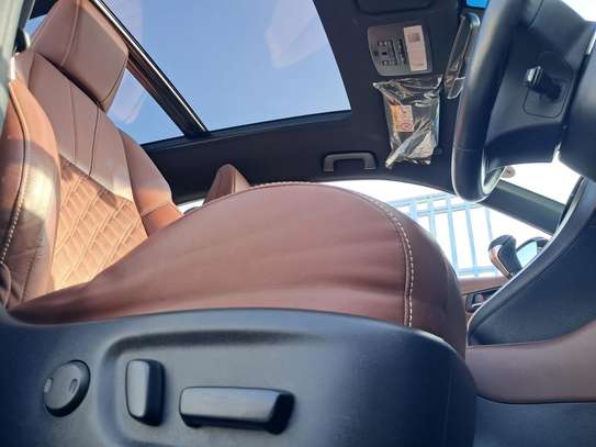 TOYOTA HARRIER DOUBLE SUNROOF image 2