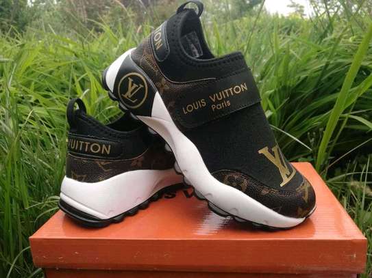 louis vuitton female sneakers