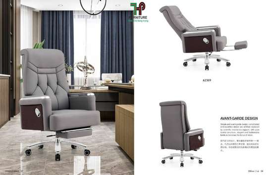 Office Chair; Soft Gray Leather Touch Boss Chair image 2