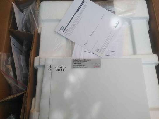 Brand New Cisco 2900 series router /2911 image 3