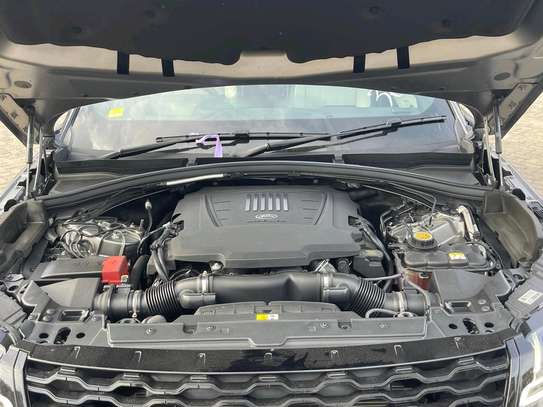 Range Rover Velar grey 2019 sport image 3