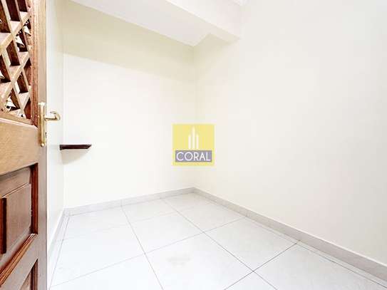 4 Bed Townhouse in General Mathenge image 6