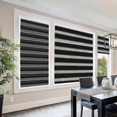 AMAZING ROLLER BLINDS FOR OFFICE image 2