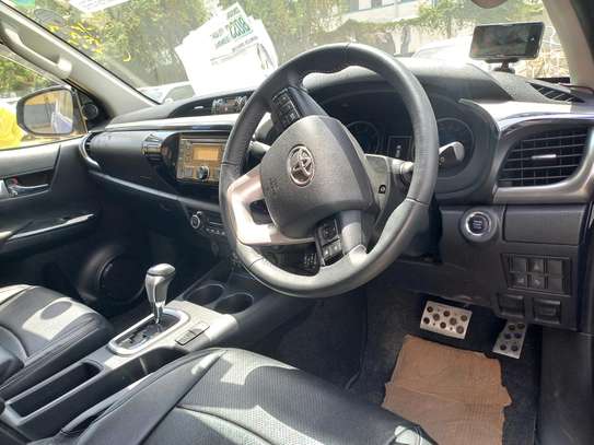 TOYOTA HILUX DOUBLE CUBIN 2018 NEW IMPORT. image 11